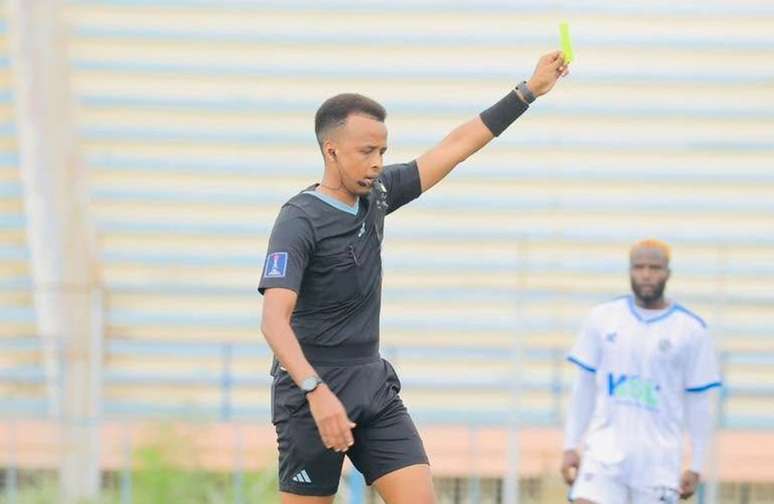 Artan &eacute; um dos grandes &aacute;rbitros do futebol africano&nbsp; &ndash;