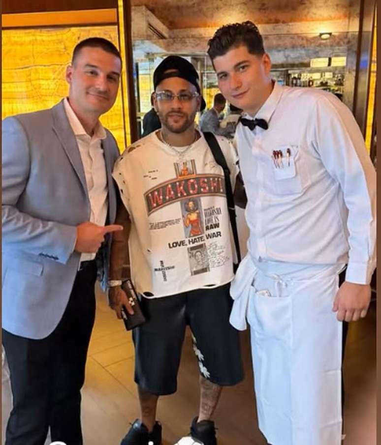 Neymar aproveitou o dia de folga da Sele&ccedil;&atilde;o &ndash;