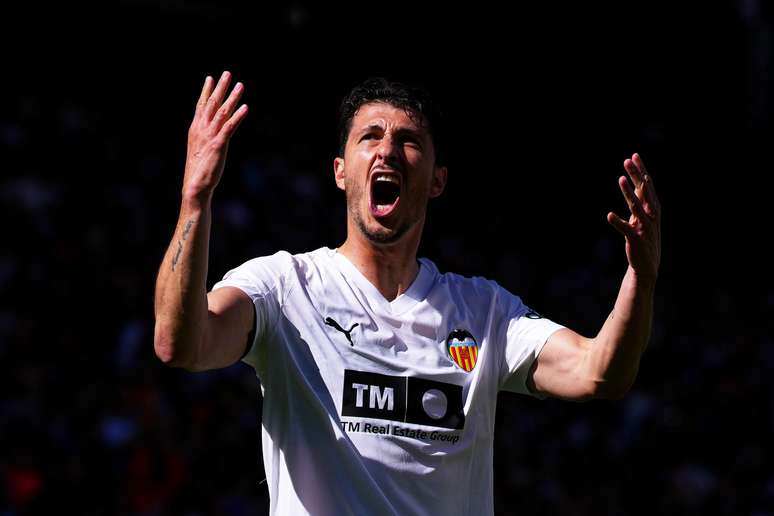 Volante Guido Rodr&iacute;guez em atua&ccedil;&atilde;o pelo Valencia, da Espanha 