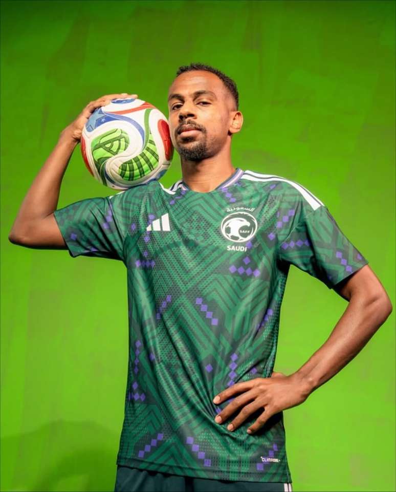 Uniforme 1 da Ar&aacute;bia Saudita