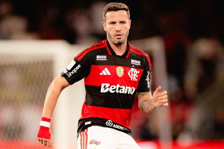 Sa&uacute;l &Ntilde;&iacute;guez segue em busca da melhor forma f&iacute;sica &ndash;