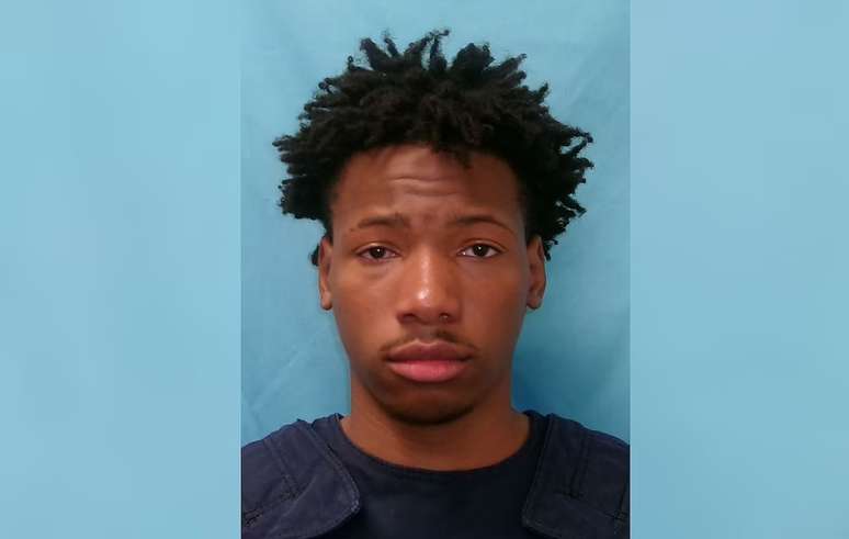 Garoto Carmelo Anthony indiciado por homic&iacute;dio nos EUA