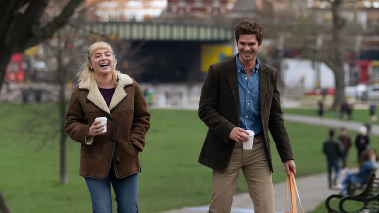 Florence Pugh e Andrew Garfield protagonizam romance exibido na Sess&atilde;o da Tarde