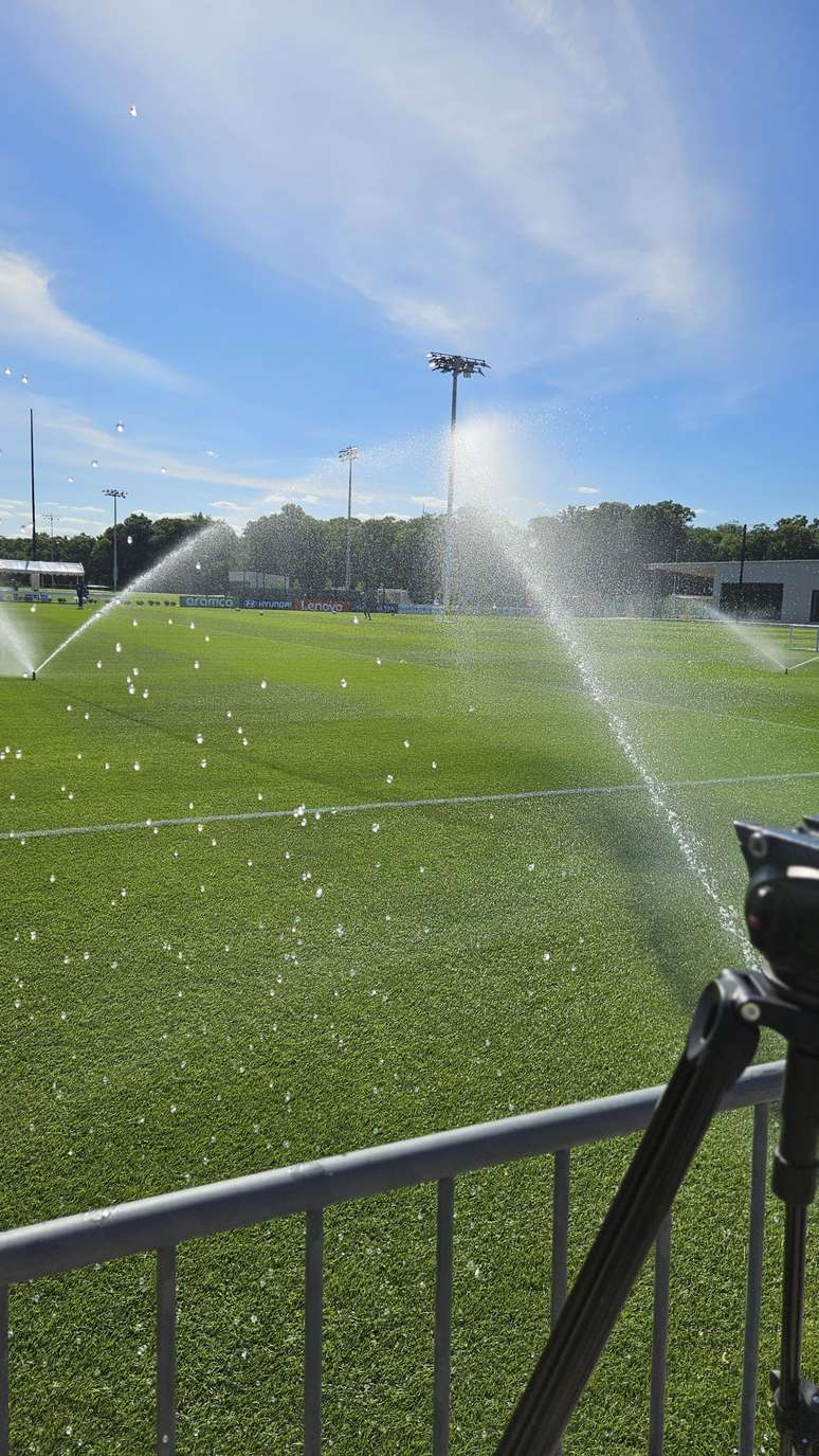 Sistema de irriga&ccedil;&atilde;o no CT do Red Bull, em Morristown, onde a Sele&ccedil;&atilde;o Brasileira treina para a Copa do Mundo