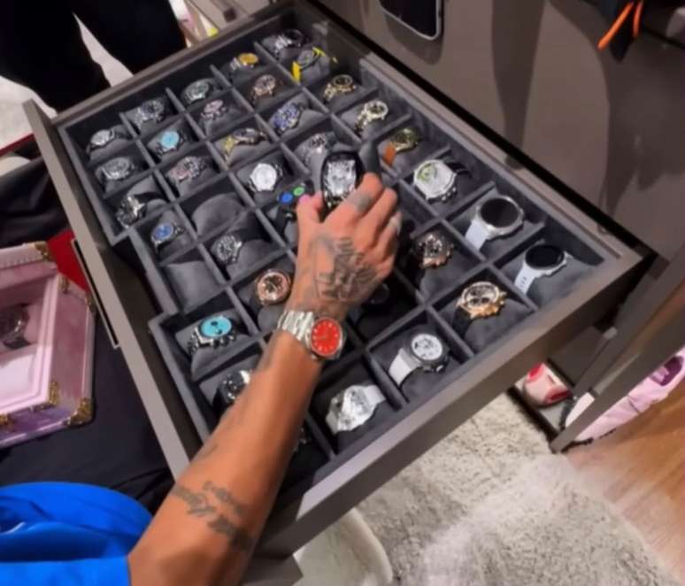 Os rel&oacute;gios escolhidos por Neymar para a Copa do Mundo s&atilde;o de algumas das marcas mais prestigiadas da relojoaria