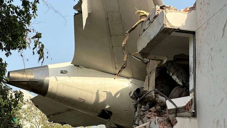 Defensores da seguran&ccedil;a a&eacute;rea na &Iacute;ndia e nos Estados Unidos contestaram veementemente a teoria de suic&iacute;dio do piloto