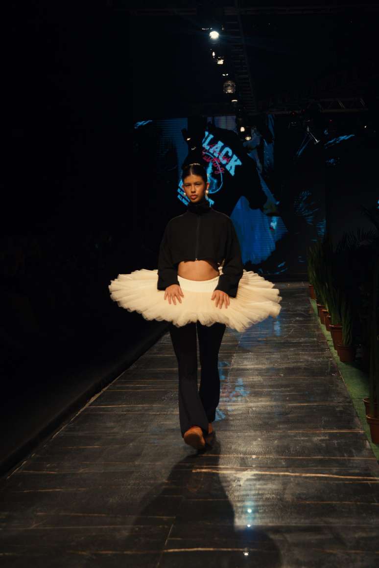 Desfile da Lire (Fotos: Vitor Souza/Divulga&ccedil;&atilde;o)