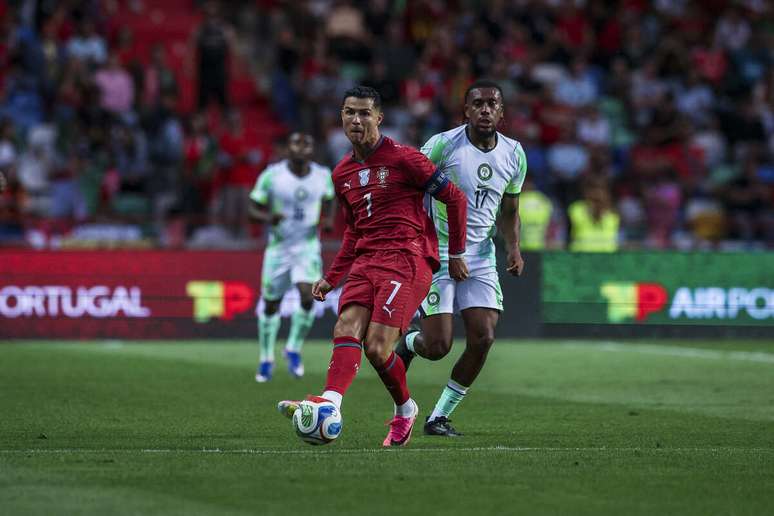 Cristiano Ronaldo em a&ccedil;&atilde;o em jogo de Portugal contra Nig&eacute;ria &ndash;