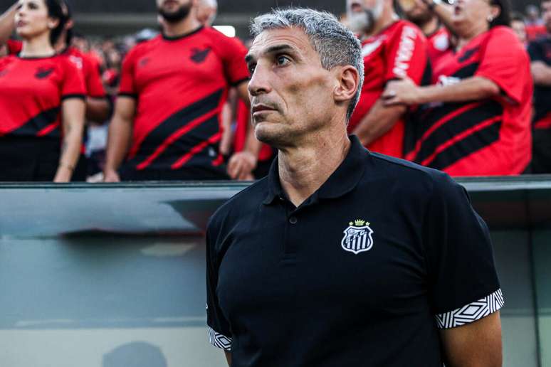Vojvoda est&aacute; perto de fechar com o Racing &ndash;
