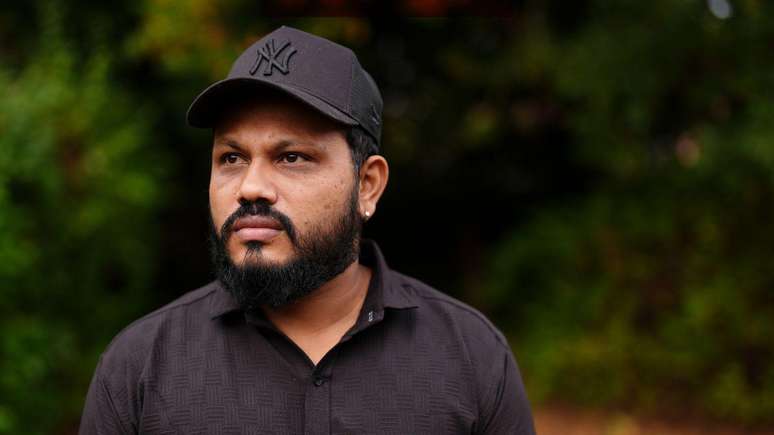 A queda matou todos os que estavam a bordo, exceto Vishwash Kumar Ramesh