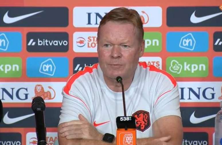 Reprodu&ccedil;&atilde;o de v&iacute;deo - Legenda: Koeman se mostra confiante para ter Verbruggen contra o Jap&atilde;o