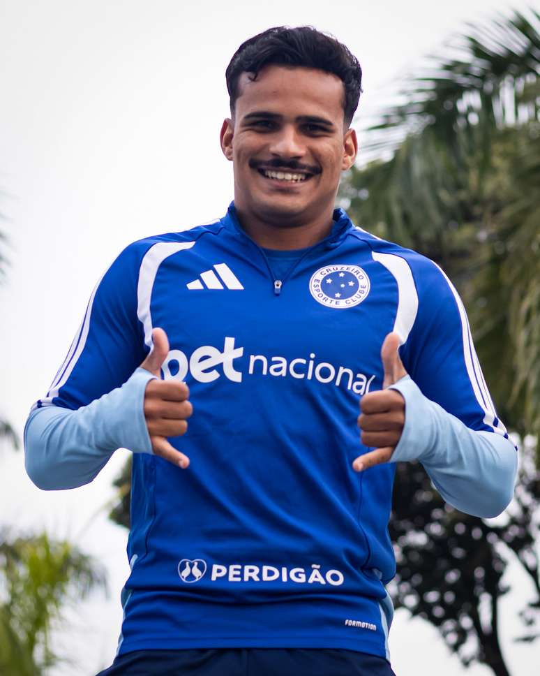 Kaiki pelo Cruzeiro 