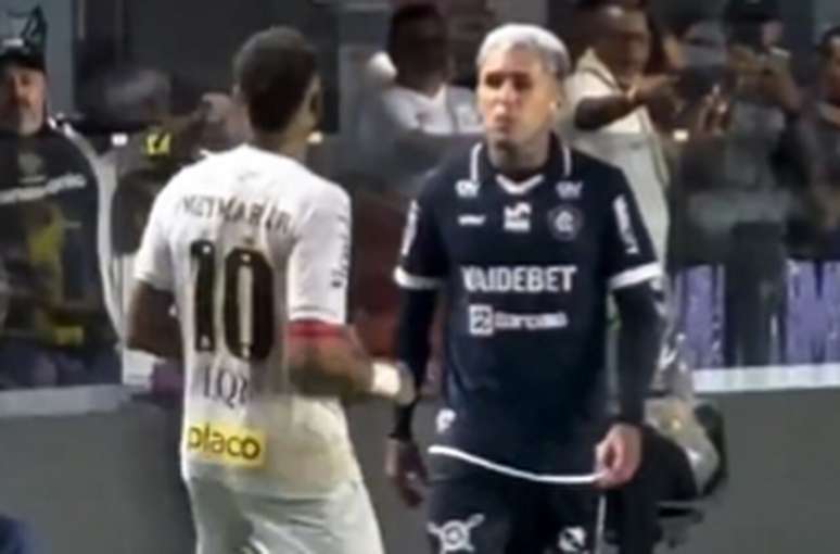 Diego Hern&aacute;ndez se envolveu em pol&ecirc;mica com Neymar durante a passagem pelo Remo &ndash;