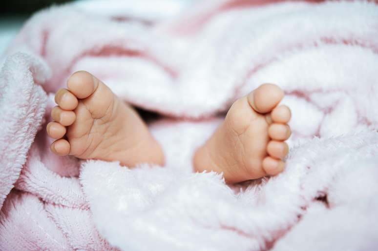 Teste do Pezinho salva beb&ecirc; de doen&ccedil;a rara e evita sequelas irrevers&iacute;veis: &lsquo;Exame salvou a vida dela', diz m&atilde;e
