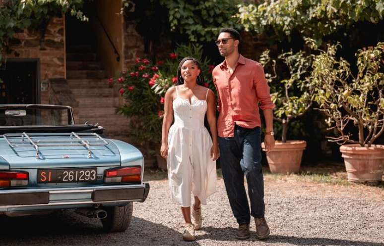 Halle Bailey e Reg&eacute;-Jean Page no longa-metragem 'Eu & Voc&ecirc; na Toscana'