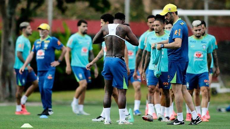O Brasil e muitas outras equipes que disputam a Copa do Mundo v&ecirc;m usando tecnologia inteligente com seus jogadores durante os treinamentos