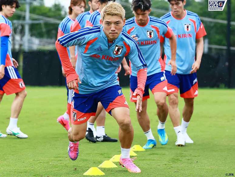 Jap&atilde;o realiza &uacute;ltimo treino antes da estreia contra a Holanda na Copa do Mundo &ndash;