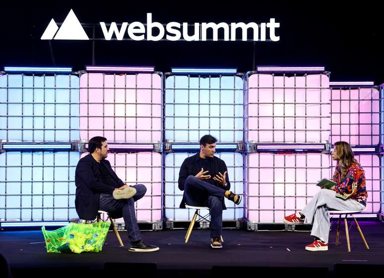 Maur&iacute;cio Toledo, Ivan Martinho e Nath&aacute;lia Gomes no Web Summit Rio 2026 