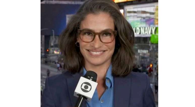 A &acirc;ncora do 'JN' Renata Vasconcellos insere eleg&acirc;ncia ao jornalismo