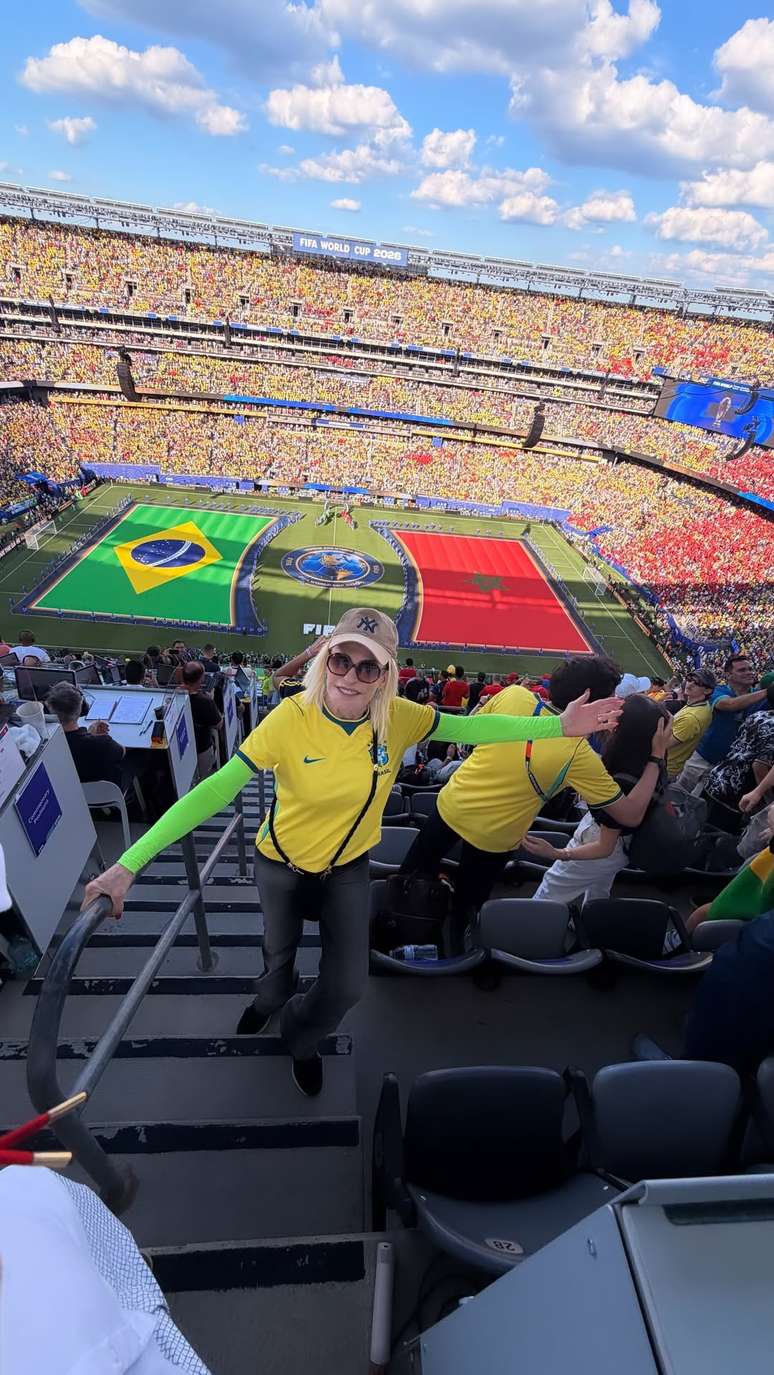 Ana Maria Braga no jogo entre Brasil e Marrocos