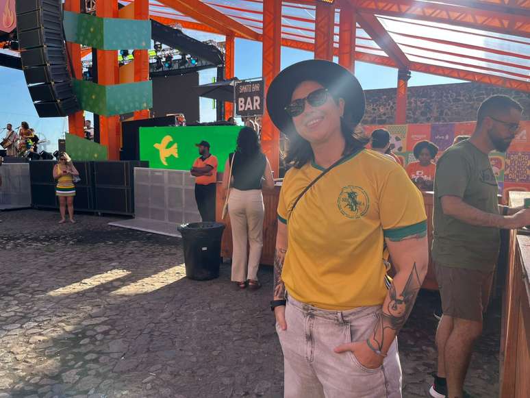 Cec&iacute;lia tamb&eacute;m vai aproveitar para acompanhar a estreia da Sele&ccedil;&atilde;o