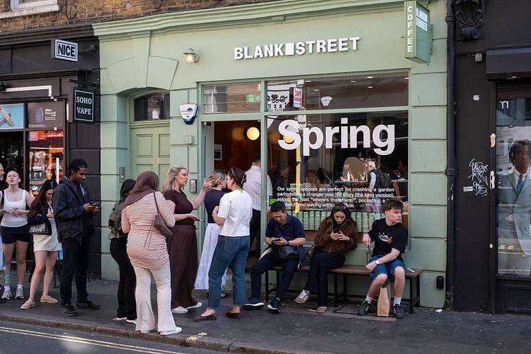 Cadeias de café como a Blank Street adotaram a 'premiumização', vendendo experiência além do café