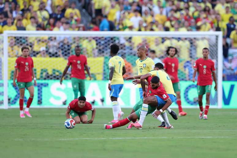 Brasil fica no empate com Marrocos na sua estreia na Copa &ndash;