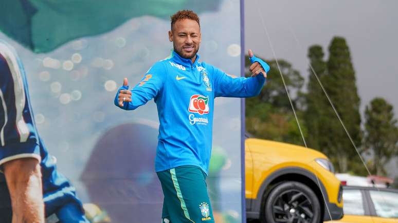 Neymar em treino da Sele&ccedil;&atilde;o Brasileira 