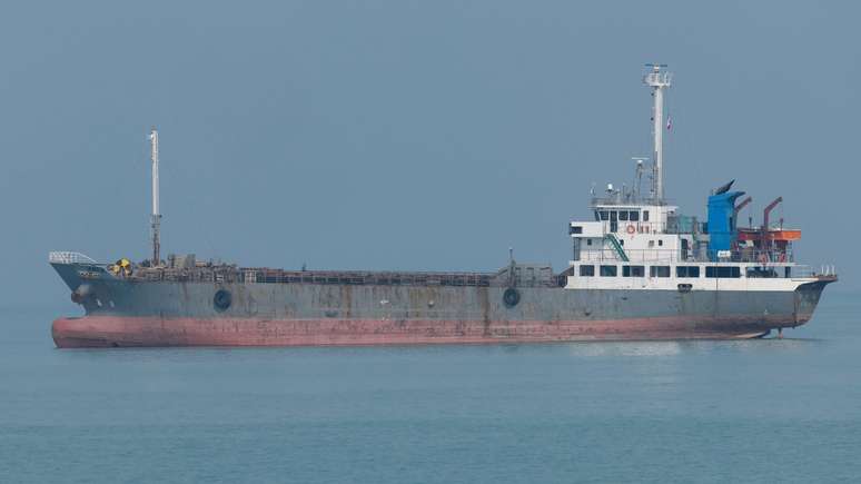 A frota fantasma compreende atualmente 1,3 mil navios, segundo estimativas da empresa de an&aacute;lises mar&iacute;timas Windward