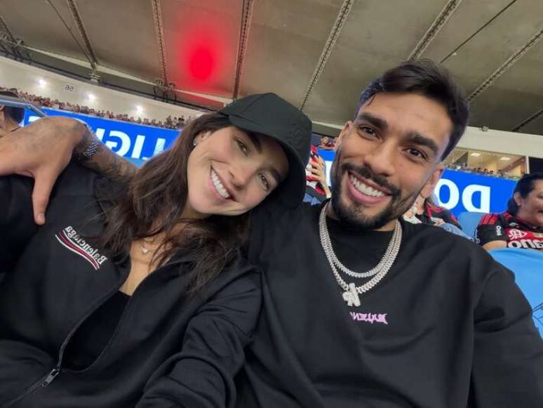 Lucas Paquet&aacute; e Duda Fournier oficializou a uni&atilde;o com um casamento no final de 2018