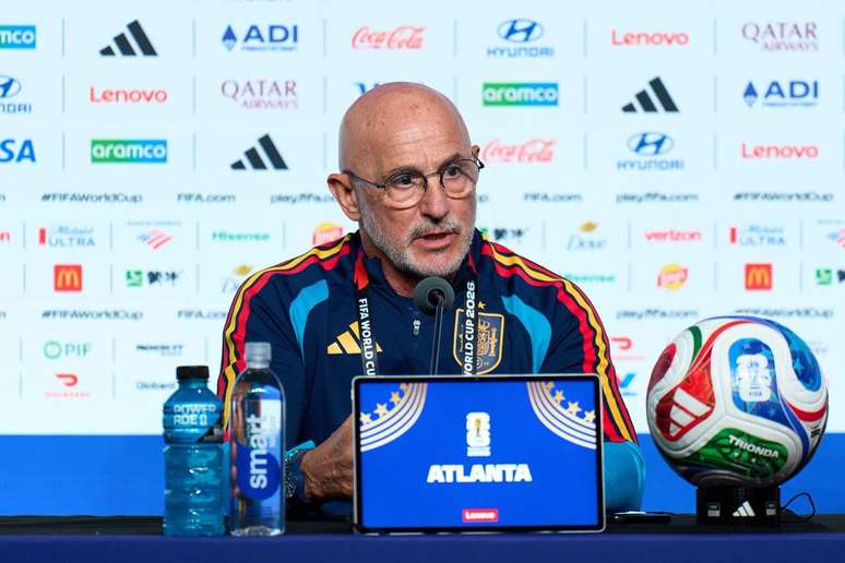 Luis de la Fuente freia empolga&ccedil;&atilde;o da Espanha para estreia na Copa &ndash;