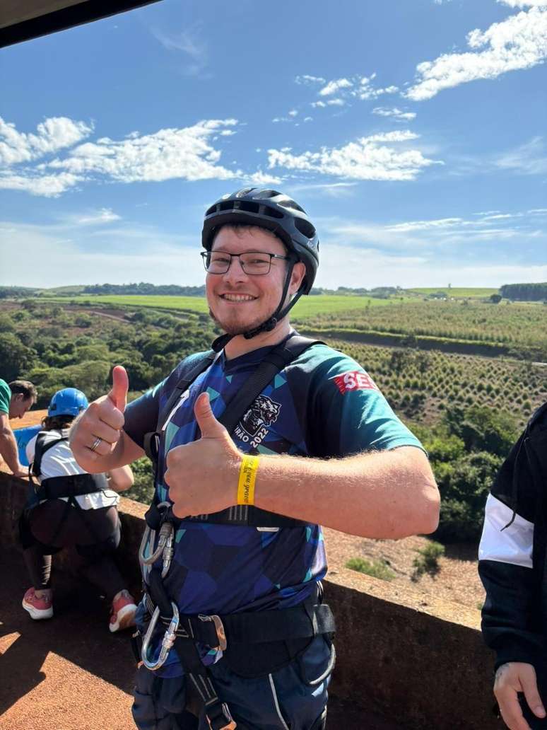 A experi&ecirc;ncia de Rodrigo aconteceu a convite do irm&atilde;o, que encontrou a atividade em uma p&aacute;gina do Instagram
