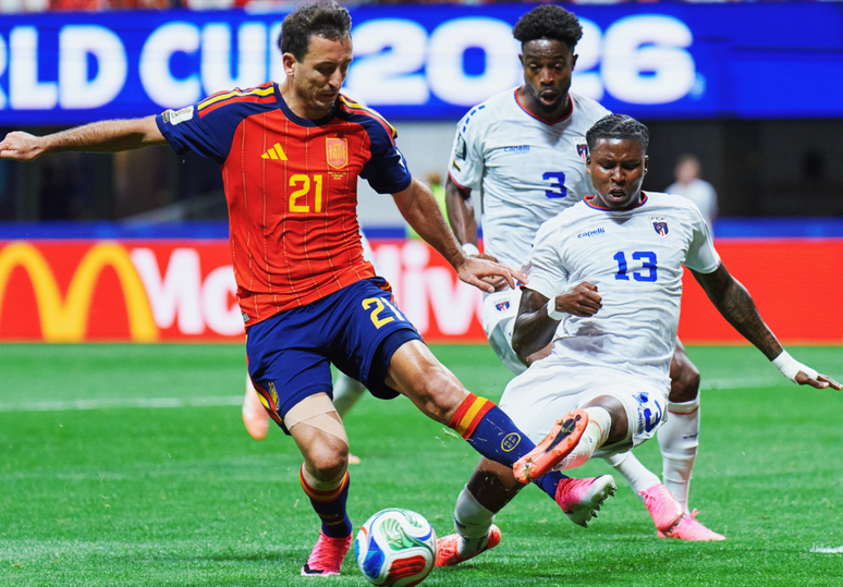 Em sua primeira partida na hist&oacute;ria das Copas do Mundo, Cabo Verde segurou o empate em 0 a 0 com a Espanha