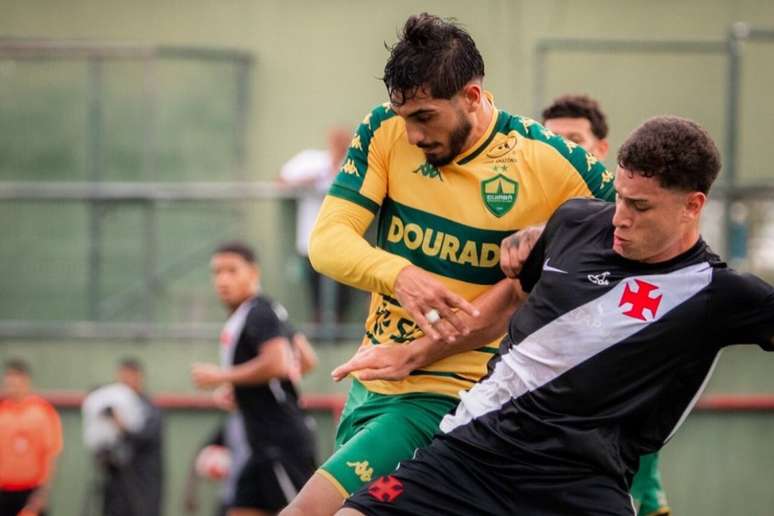 No Nivaldo Pereira, Vasco superou o Cuiab&aacute; e garantiu, assim, vaga antecipada &ndash;