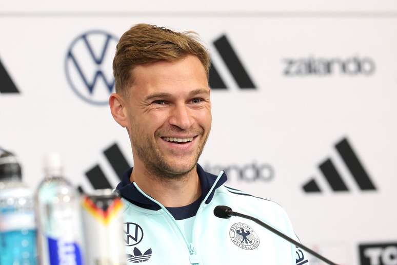 Joshua Kimmich durante entrevista coletiva pela sele&ccedil;&atilde;o da Alemanha &ndash;
