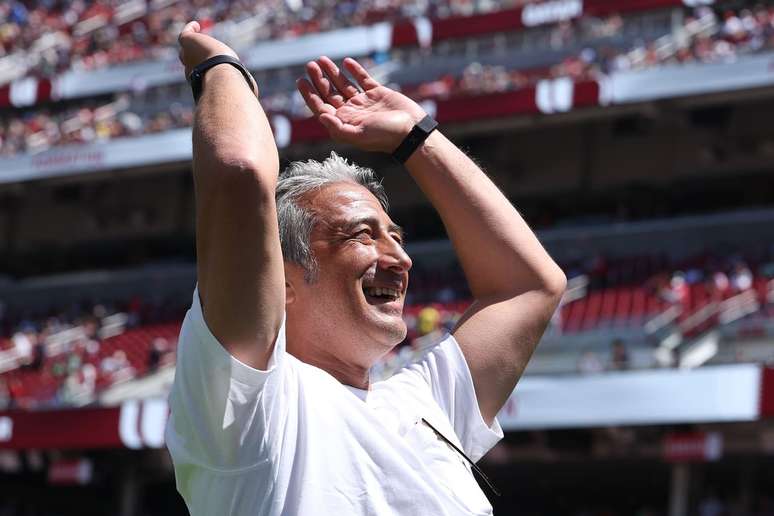 Murat Yakin tenta fazer a Su&iacute;&ccedil;a ser mais efetiva e letal &ndash;