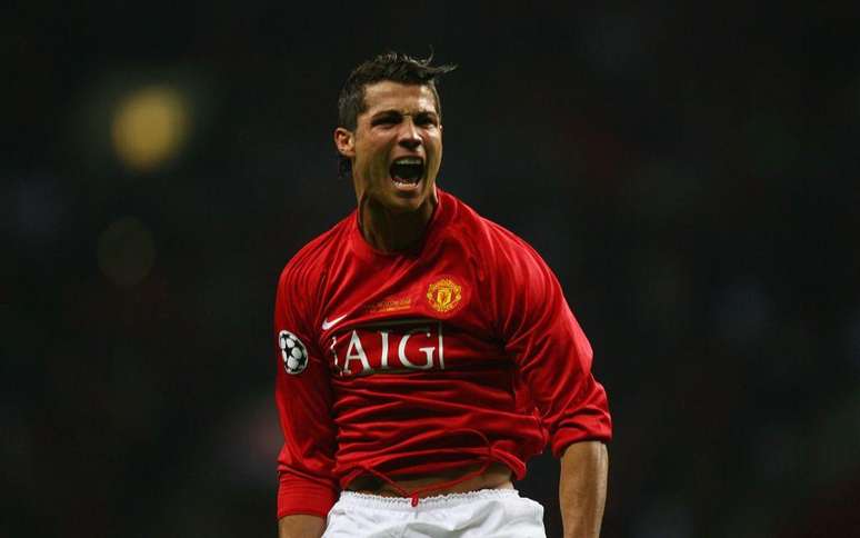 Cristiano Ronaldo ficou seis anos no Manchester United (2003-2009)