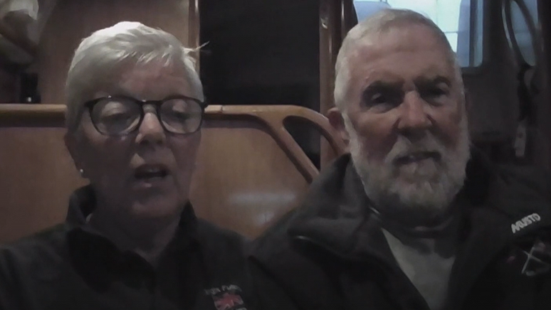 Jane e Alan Kelvey deram entrevista &agrave; BBC sobre o incidente