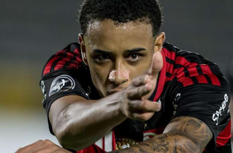 Artilheiro na base, Ryan Roberto deixar&aacute; o Flamengo ap&oacute;s imbr&oacute;glio &ndash;
