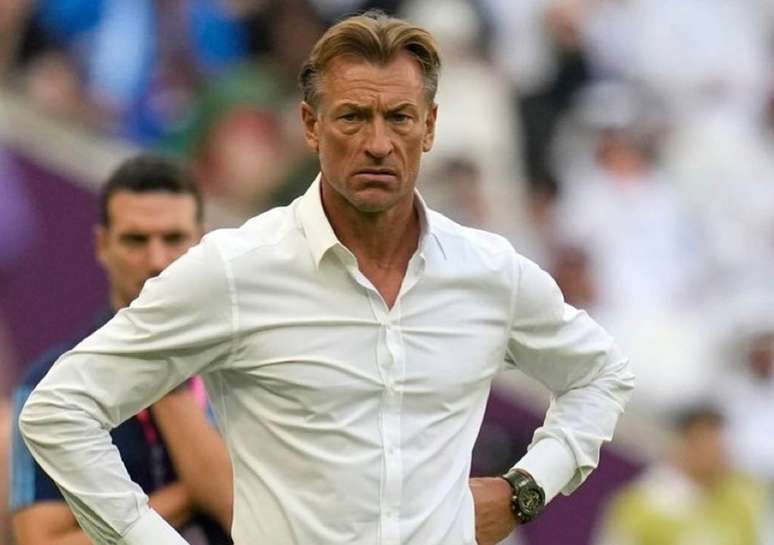 Renard participar&aacute; da Copa ap&oacute;s ser demitido da sele&ccedil;&atilde;o saudita &ndash;