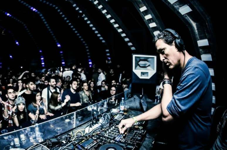 Atualmente, Rony Seikaly &eacute; DJ