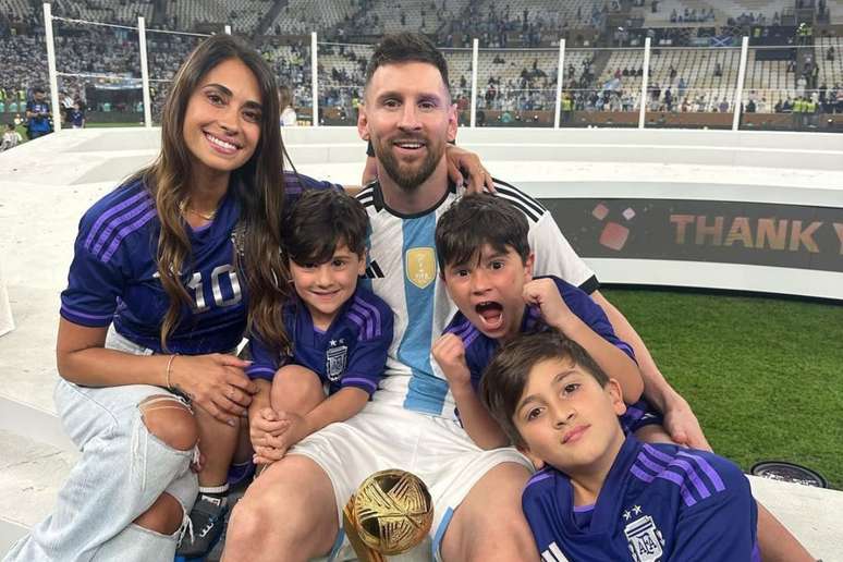 Antonela Roccuzzo, Messi e os filhos