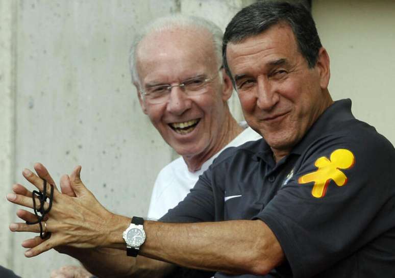 Parreira ao lado de Zagallo na Copa do Mundo de 2006 &ndash;