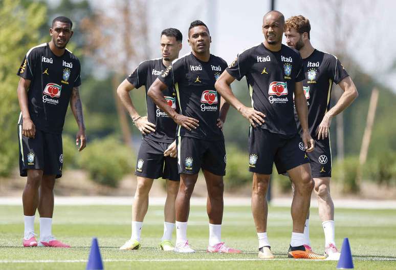 Sele&ccedil;&atilde;o Brasileira busca primeira vit&oacute;ria na Copa &ndash;