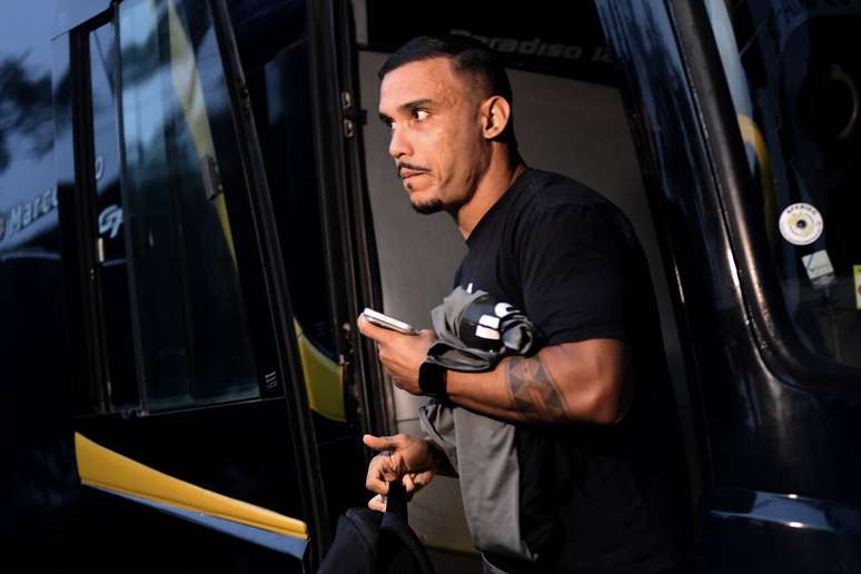 Pottker &eacute; titular da Ponte Preta &ndash;