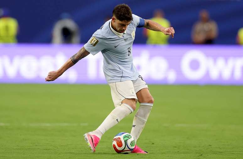 Valverde acredita que Uruguai pode brigar pelo t&iacute;tulo &ndash;
