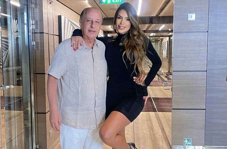 Clara Brasil voltou a se declarar para o noivo nas redes sociais &ndash;