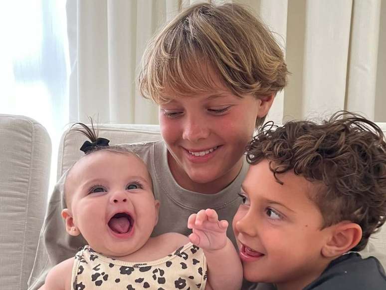 Davi Lucca (centro) &eacute; o filho mais velho de Neymar &ndash;