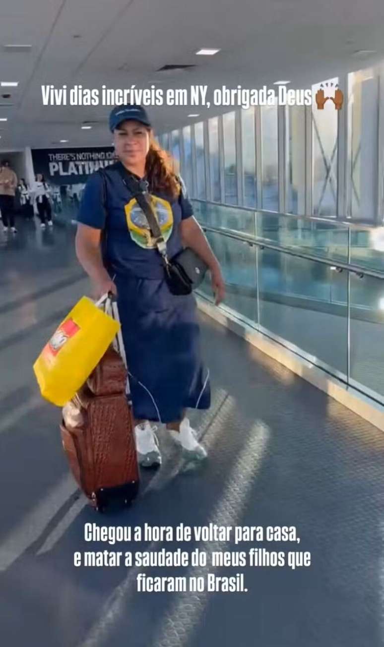C&iacute;ntia Ramos embarca de volta ao Brasil antes do segundo jogo da Sele&ccedil;&atilde;o na Copa &ndash;