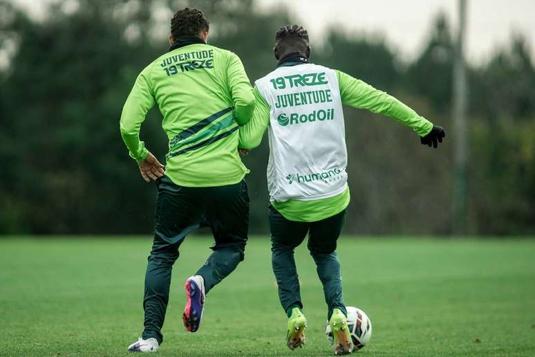 Jaconero fica de olho no G6 da S&eacute;rie B &ndash;